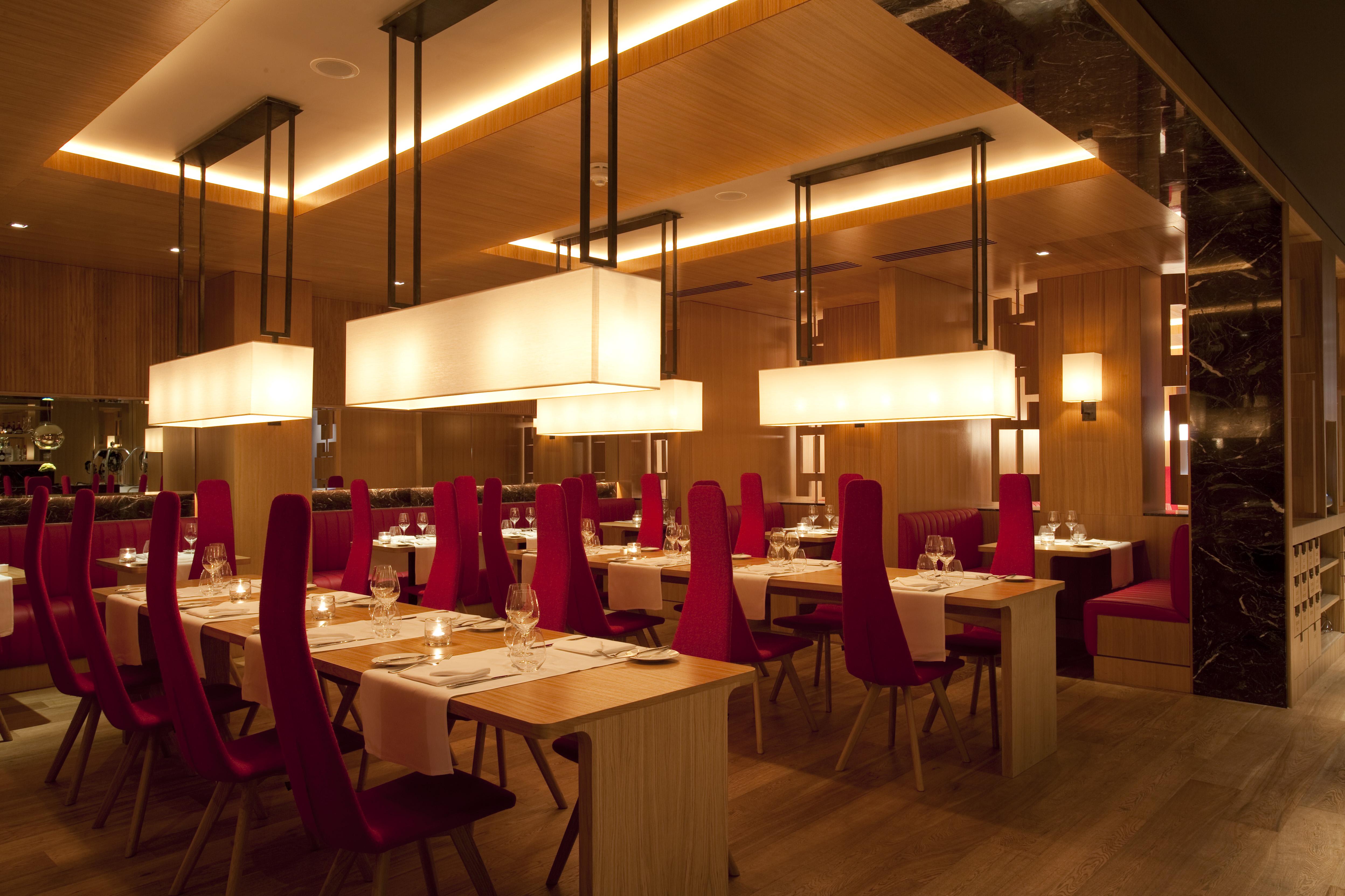 The Fitzwilliam Hotel Belfast Restoran foto Restaurant in the hotel