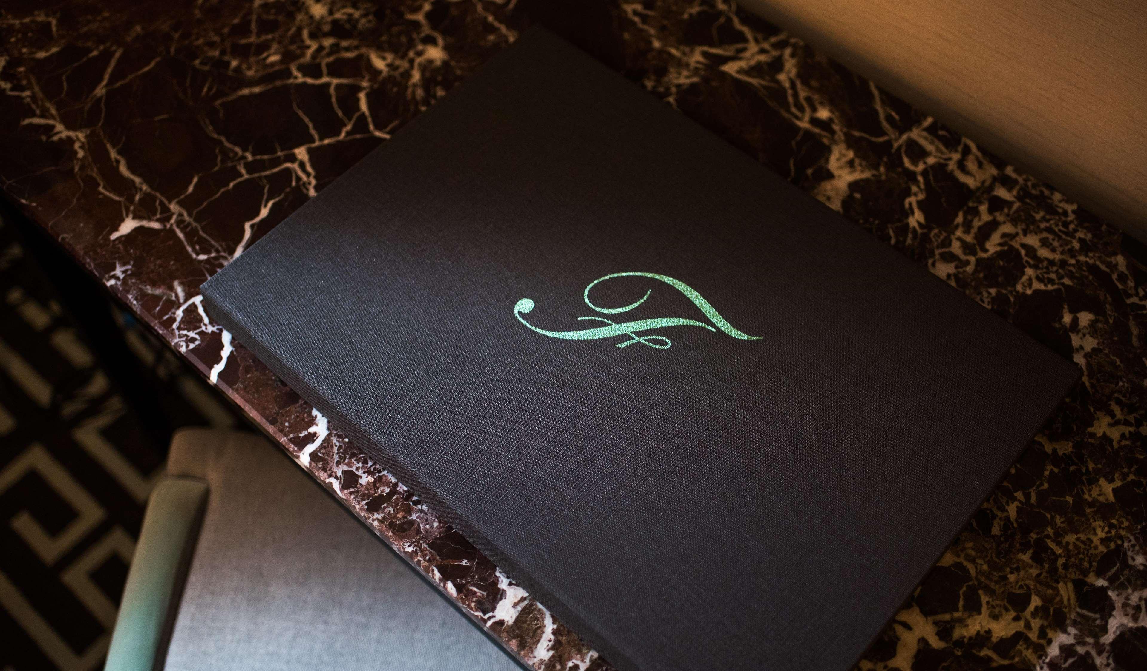 The Fitzwilliam Hotel Belfast Bagian luar foto Menu at the restaurant