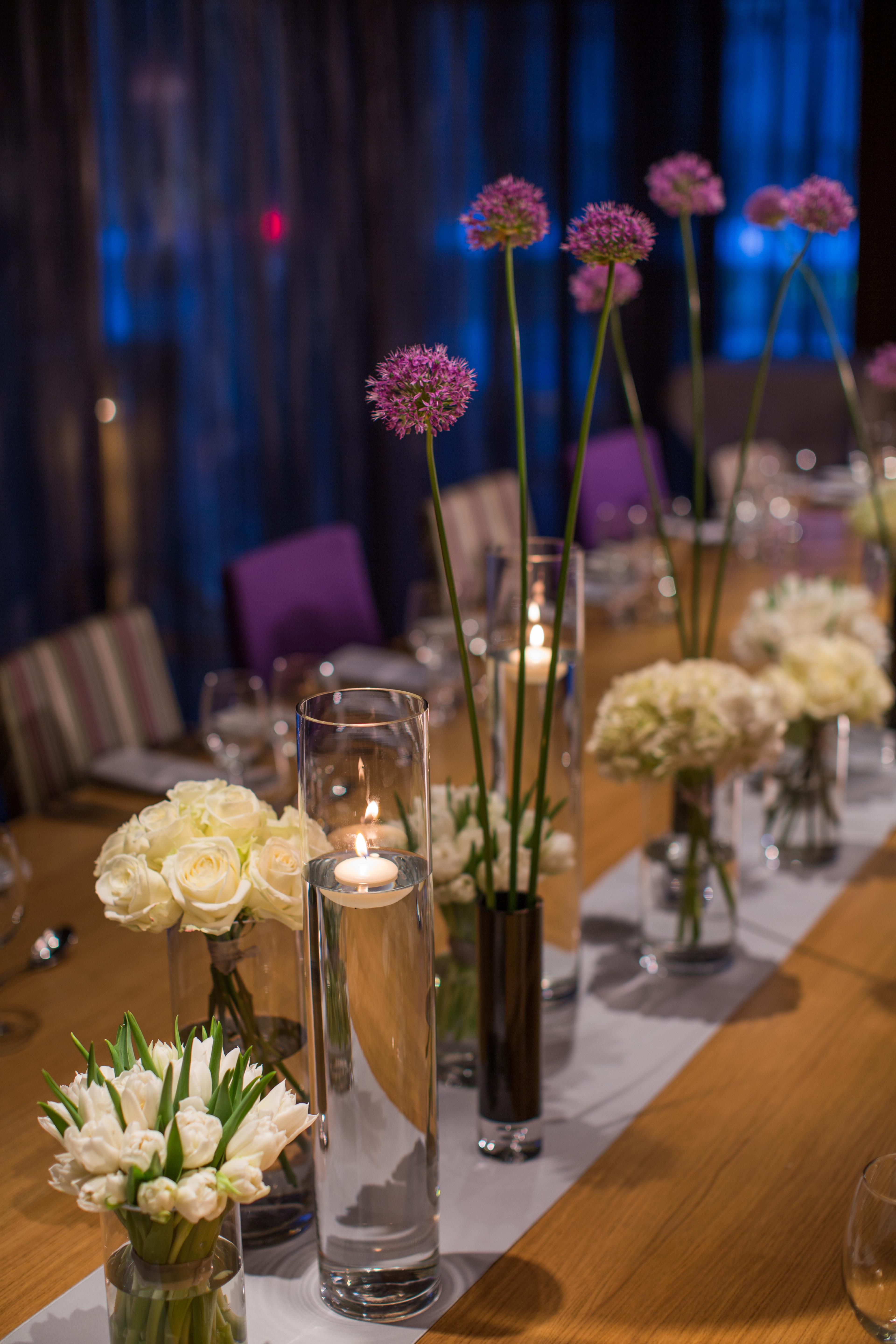 The Fitzwilliam Hotel Belfast Bagian luar foto A table decorated with flowers and candles